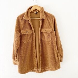 Universal Thread Teddy tan shirt jacket size small